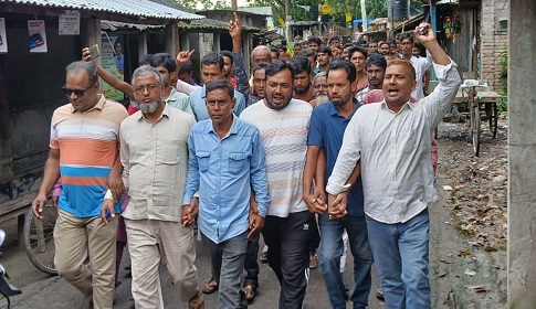 চাটমোহরের গুনাইগাছা ইউনিয়ন পরিষদে তালা দিলো বিএনপি 