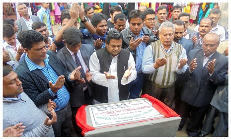 ‘জাতিকে দরিদ্র মুক্ত করতে শিক্ষার বিকল্প নেই’