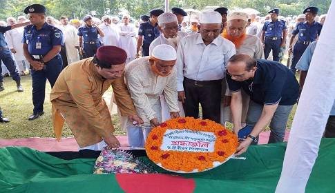 মহম্মদপুরে বীর মুক্তিযোদ্ধা মীর আব্দুস সামাদের রাষ্ট্রীয় মর্যাদায় দাফন  