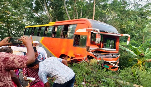 গোপালগঞ্জের মুকসুদপুরে সড়ক দুর্ঘটনায় নিহত ১