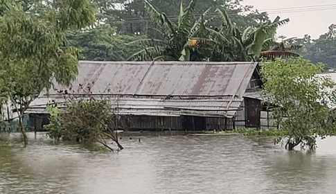 সিলেটে বন্যা পরিস্থিতির আরও অবনতি, ৭ লাখ মানুষ পানিবন্দি 