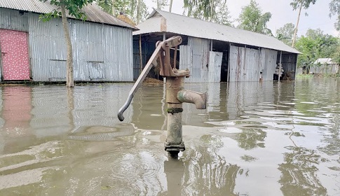 তিস্তার পানি বিপৎসীমার ৫০ সেন্টিমিটার ওপর, পানিবন্দি ২০ হাজার মানুষ 