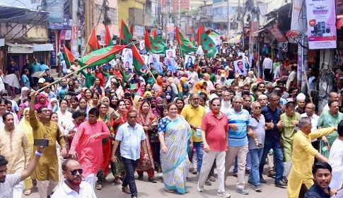 বর্ণাঢ্য আয়োজনে প্লাটিনাম জয়ন্তী পালন করছে কুমিল্লা মহানগর আওয়ামী লীগ 