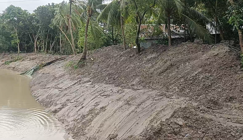 বানিয়ারচর খাল খনন প্রকল্পে ব্যাপক অনিয়ম দুর্নীতির অভিযোগ