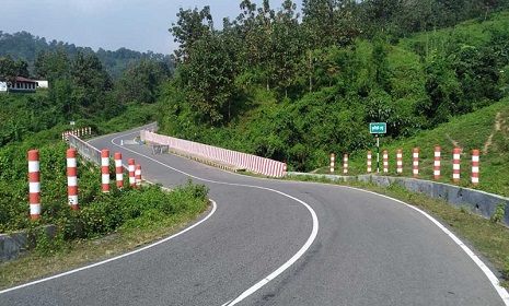 খাগড়াছড়িতে দ্বিতীয় দিনের মতো অবরোধ চলছে