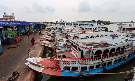 ঢাকা থেকে উপকূলের ৬ রুটে নৌযান চলাচল আজও বন্ধ