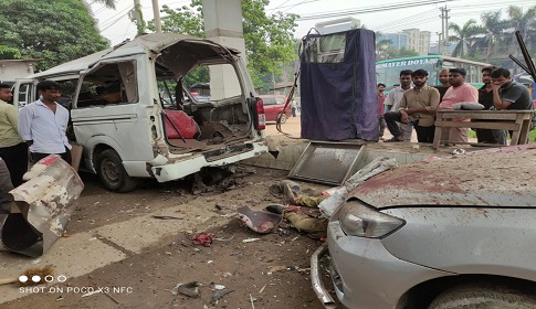 ধামরাইয়ে গাড়িতে গ্যাস নেওয়ার সময় সিলিন্ডার বিস্ফোরণ, চালক নিহত 