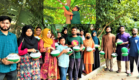 পাখিদের জন্য নিরাপদ আশ্রয় গড়ছে 'বাতিঘর আদর্শ পাঠাগার'