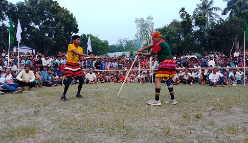 ঐতিহ্য তুলে ধরতে ‘লাঠি খেলা’