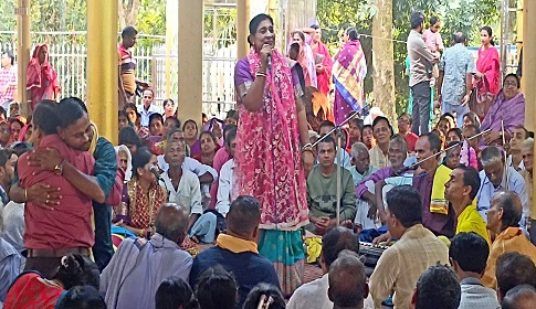 ধামরাইয়ে অমৃত ভক্তের ১৭৬তম বার্ষিক উৎসব জমে উঠেছে, ভক্তদের ঢল