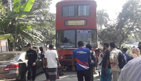 কুষ্টিয়ায় ইবি'র বাস চাপায় প্রাণ গেল পথচারীর 