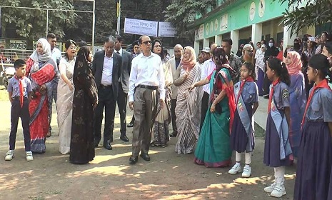 ‘সরকারি প্রাথমিক বিদ্যালয়গুলো ভালোভাবে চলে না’