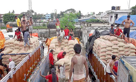 ৪ দিনে ভারত থেকে এলো ৪১০ মেট্রিক টন চাল