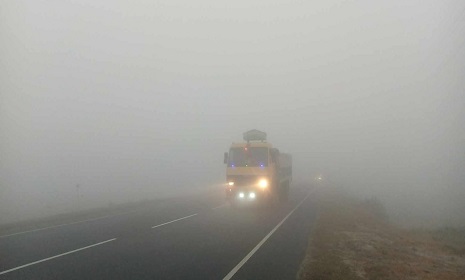 শীতে জবুথবু অবস্থা উত্তরাঞ্চলের