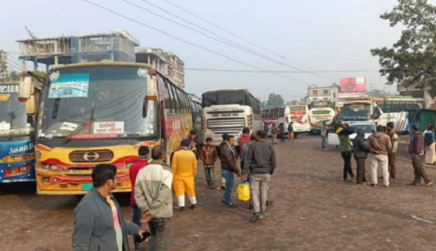 সাড়ে ১৩ ঘণ্টা পর বরিশালে বাস ধর্মঘট প্রত্যাহার