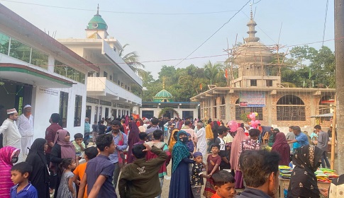 নোয়াখালী শিবপুর দরবার শরীফে চলছে বাৎসরিক ওরস মাহফিল