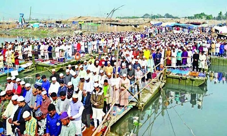 ইজতেমা ময়দানে দেশের সর্ববৃহৎ জুমার নামাজ আজ