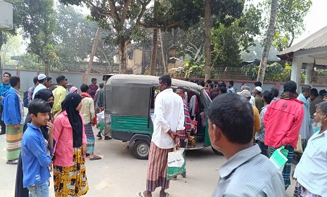 পূর্ববাংলার কমিউনিস্ট পার্টির সামরিক কমান্ডার হানিফ দুই সঙ্গীসহ নিহত