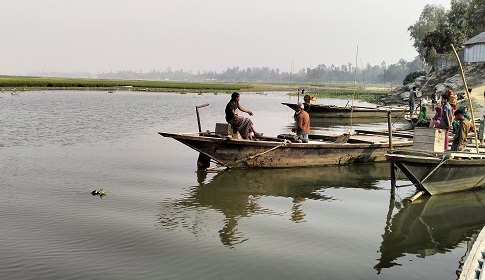 খরস্রোতা তিস্তা এখন মরা খাল, ভাঙনে দুই যুগে লক্ষ কোটি টাকার ক্ষতি