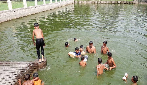 ঈশ্বরদীতে বইছে মৃদু তাপপ্রবাহ, তাপমাত্রা ৩৭.২ ডিগ্রী